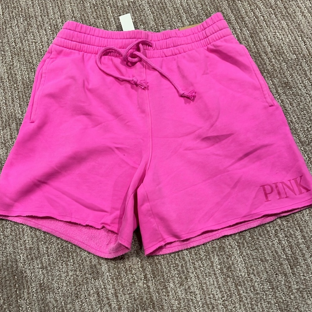 PINK - Picture 9 of 9